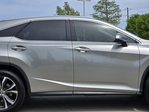 Used 2022 Lexus RX 350 FWD w/ Premium Package image 8