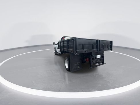 Used 2024 RAM 5500 SLT w/ Quick Order Package 2YG SLT AWD/4WD image 7