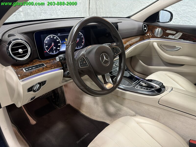 Used 2017 Mercedes-Benz E 400 4MATIC Wagon image 3