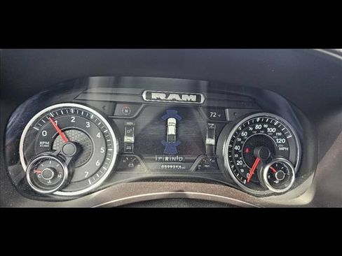 Used 2023 RAM 2500 Laramie AWD/4WD image 17