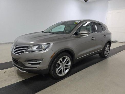 Used 2017 Lincoln MKC Reserve w/ Lincoln MKC Climate Package image 1
