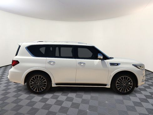 Used 2022 INFINITI QX80 Sensory w/ All-Season Package AWD/4WD image 5