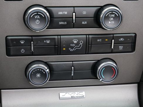 Used 2012 Ford Mustang Premium RWD image 21
