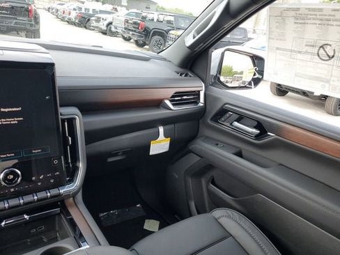 New 2026 GMC Yukon Denali image 15