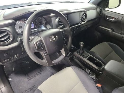 Certified 2022 Toyota Tacoma TRD Off-Road w/ Technology Package AWD/4WD image 25