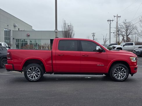 Used 2019 RAM 1500 Laramie w/ Sport Appearance Package image 4