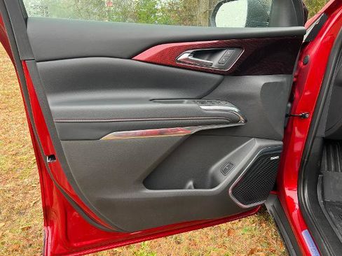 New 2026 Chevrolet Traverse Z71 w/ Enhanced Driving Package image 8