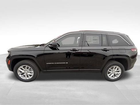 New 2026 Jeep Grand Cherokee Laredo X AWD/4WD image 3