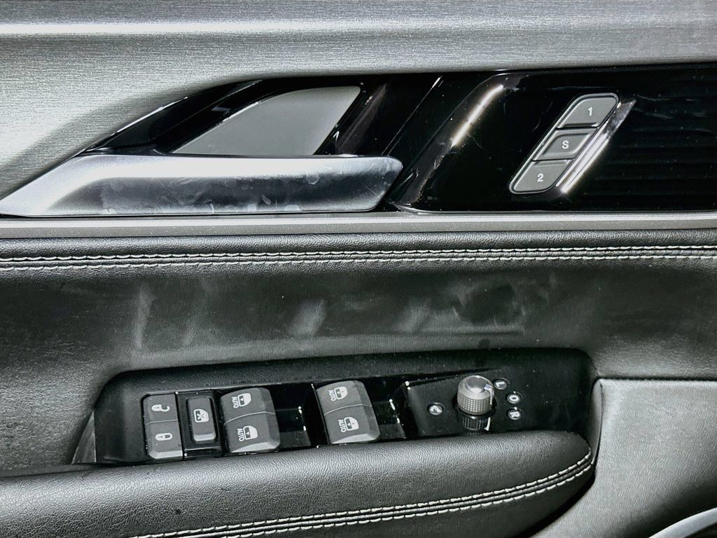 New 2026 Jeep Grand Wagoneer 4WD w/ Quick Order Packge 29V Upland image 13