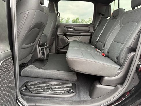 New 2026 RAM 1500 Express AWD/4WD image 13