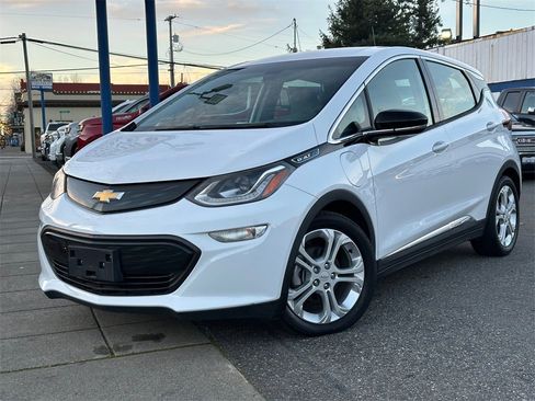 Used 2019 Chevrolet Bolt LT image 2
