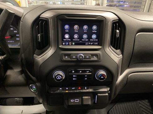 Certified 2022 Chevrolet Silverado 1500 Custom image 24