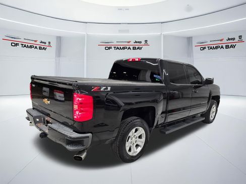 Used 2018 Chevrolet Silverado 1500 LT w/ All Star Edition AWD/4WD image 7