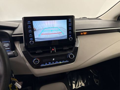 Used 2020 Toyota Corolla LE image 36