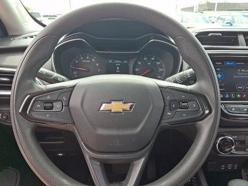 Used 2023 Chevrolet TrailBlazer LT w/ Convenience Package AWD/4WD image 25