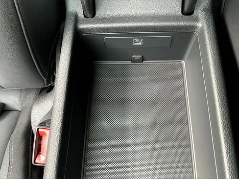 Used 2023 Audi A4 2.0T Premium w/ Convenience Package image 14