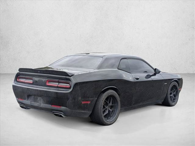 Used 2019 Dodge Challenger R/T RWD image 5