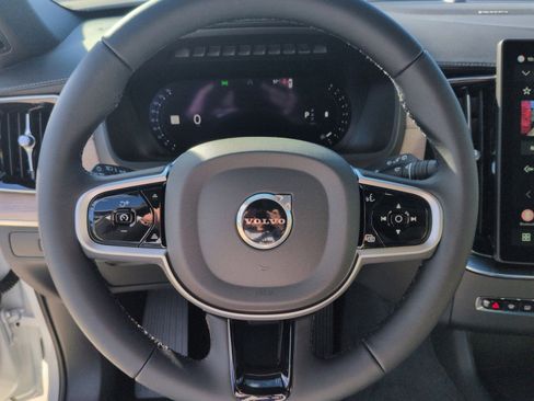 New 2026 Volvo XC90 B6 Ultra image 16