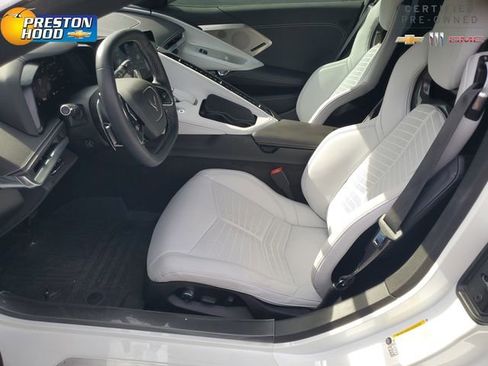 Certified 2022 Chevrolet Corvette Stingray Preferred Conv RWD image 12