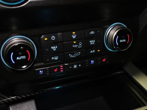 Used 2020 Ford F150 Raptor w/ Equipment Group 802A Luxury AWD/4WD image 38