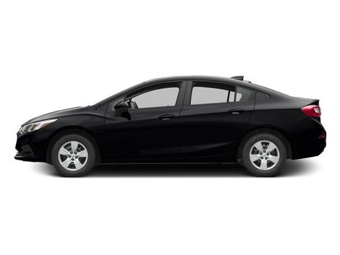 Used 2017 Chevrolet Cruze LS FWD image 6