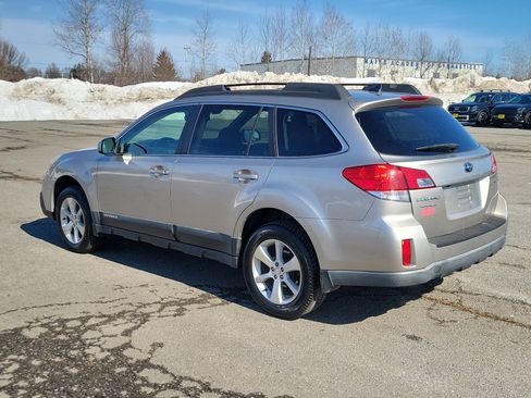 Used 2014 Subaru Outback 2.5i Limited image 7
