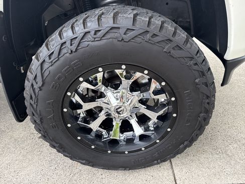 Used 2022 RAM 3500 Laramie AWD/4WD image 12