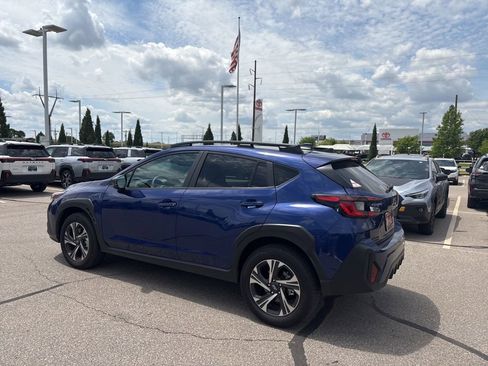 Used 2026 Subaru Crosstrek 2.0i Premium AWD/4WD image 6