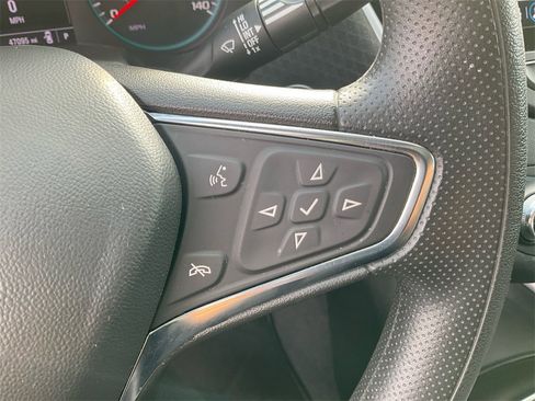 Used 2024 Chevrolet Malibu LT image 27