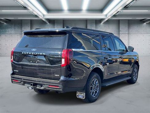 Used 2025 Ford Expedition Max Active AWD/4WD image 25