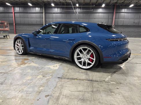 Used 2023 Porsche Taycan 4S AWD/4WD image 6