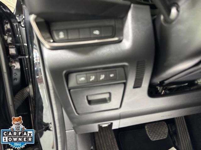 Used 2022 MAZDA CX-30 AWD 2.5 S w/ Premium Package image 20