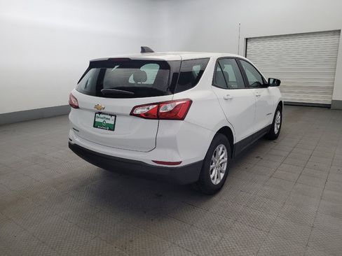 Used 2020 Chevrolet Equinox LS image 9