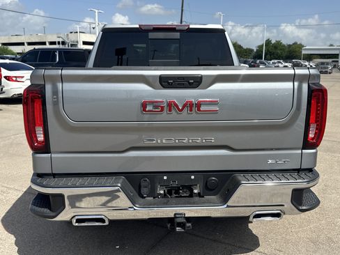 Used 2025 GMC Sierra 1500 SLT AWD/4WD image 9