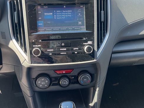 Used 2019 Subaru Crosstrek 2.0i Premium w/ Moonroof Package image 13