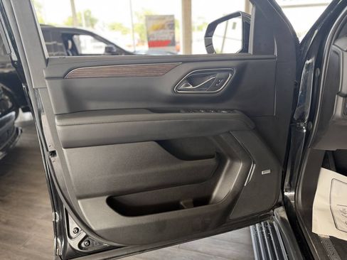 Used 2023 Chevrolet Tahoe High Country AWD/4WD image 56
