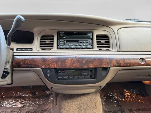 Used 2005 Mercury Grand Marquis LS RWD image 12