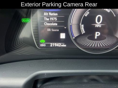 Used 2025 Lexus ES 300h Ultra Luxury image 11