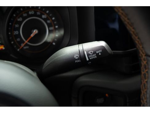 Used 2024 Jeep Gladiator Mojave w/ Convenience Group AWD/4WD image 20