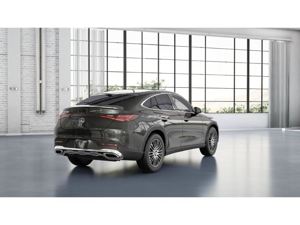Used 2025 Mercedes-Benz GLC 300 4MATIC image 22