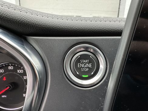 Used 2025 Chevrolet Blazer LT AWD/4WD image 33
