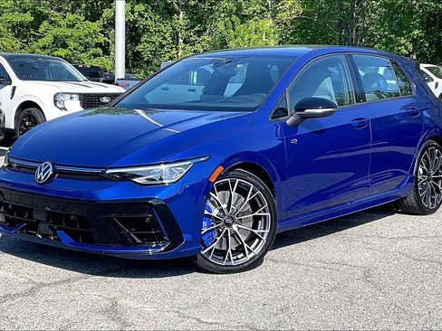 Used 2025 Volkswagen Golf w/ Euro Style Package AWD/4WD image 3