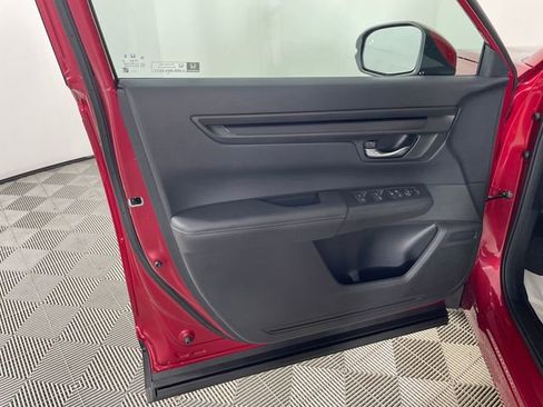 Certified 2025 Honda CR-V EX image 17