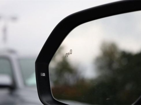 New 2026 Volkswagen Atlas SE image 21