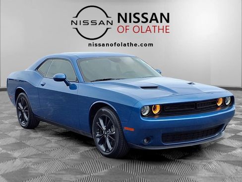 Used 2022 Dodge Challenger SXT w/ Blacktop Package AWD/4WD image 28