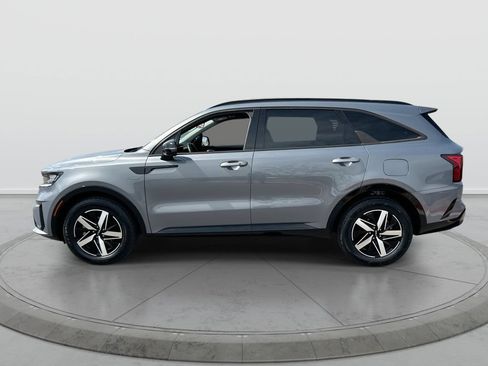 Used 2023 Kia Sorento S FWD image 5