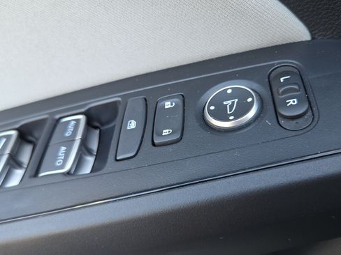Used 2025 Honda Civic FWD Hybrid Sedan image 27