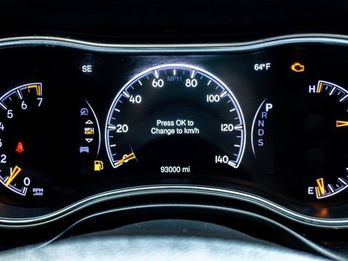 Used 2015 Jeep Grand Cherokee Limited image 12