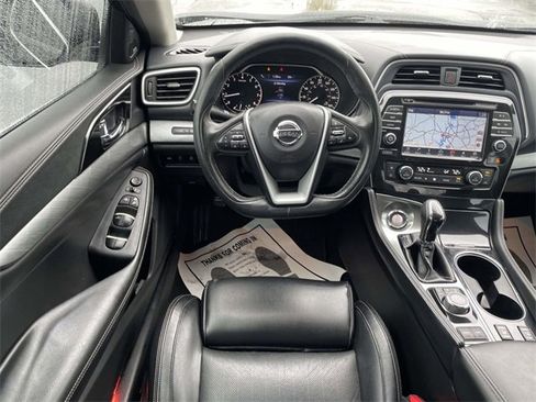 Used 2018 Nissan Maxima 3.5 SL image 11