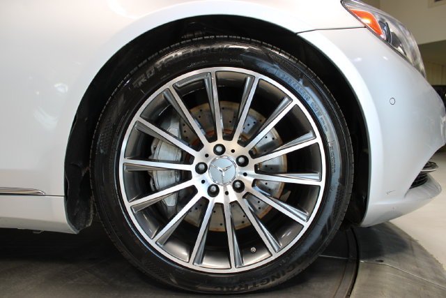 Used 2015 Mercedes-Benz S 550 4MATIC Sedan image 33